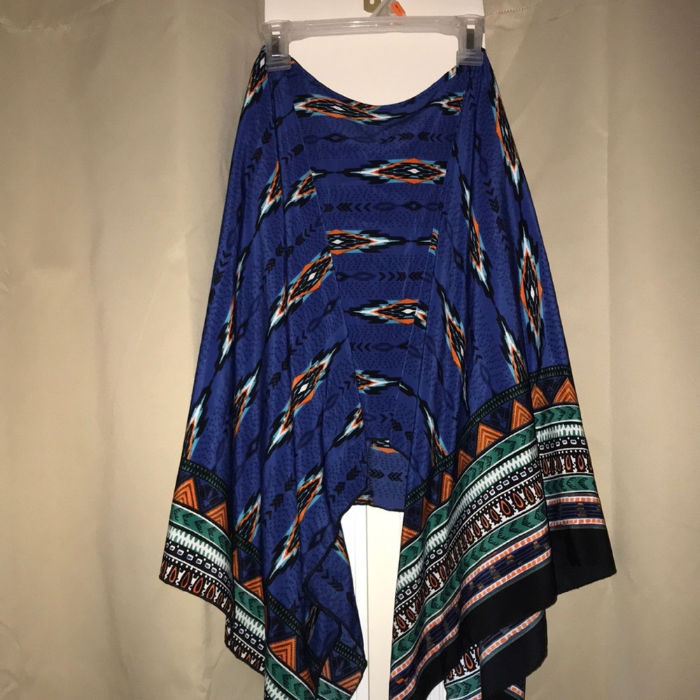 Cute tribals shirt. Brand new never worn!